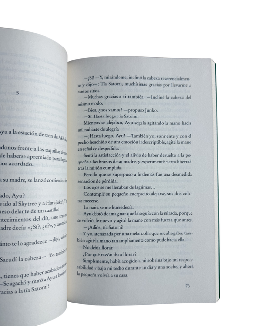 Un regalo en el café de la luna llena - Mai Mochizuki