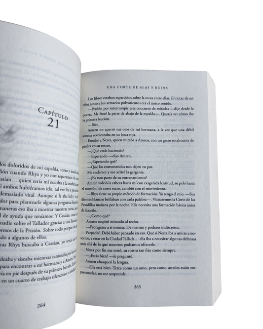 Una corte de alas y ruina - Sarah J. Maas