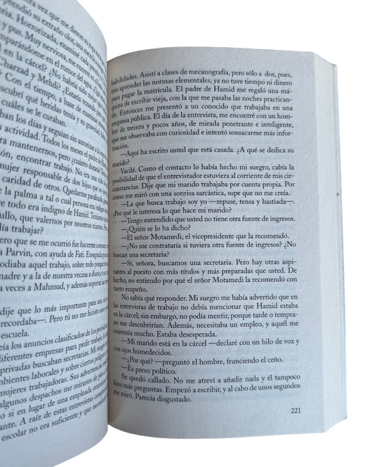 El Libro De Mi Destino - Parinoush Saniee