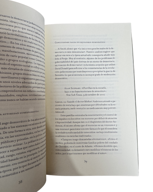 Requiem por el sueño americano - Noam Chomsky