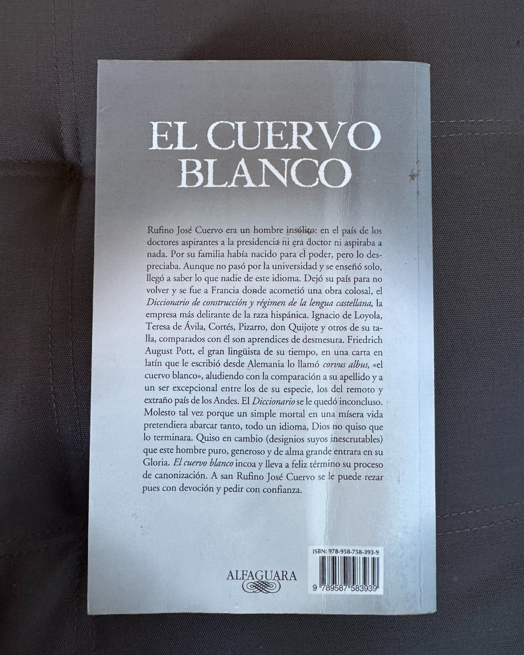 El cuervo blanco - Fernando Vallejo