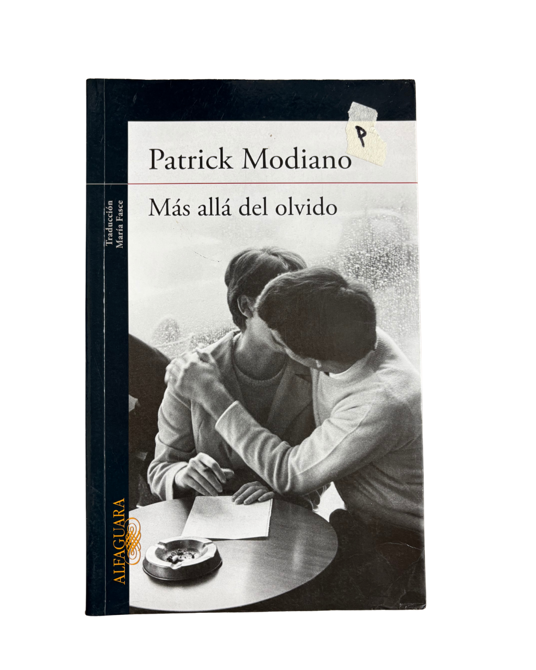 Más allá del olvido - Patrick Modiano