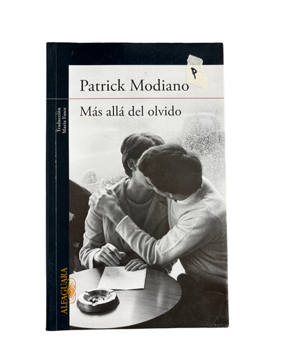 Más allá del olvido - Patrick Modiano