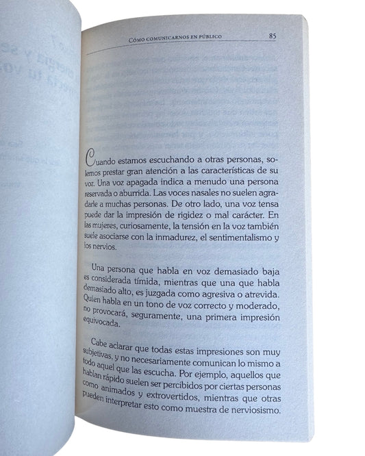 Cómo Comunicarnos En Público Con Poder, Entusiasmo Y Efectividad: Colección Éxito Y Motivación - Dr. Camilo Cruz