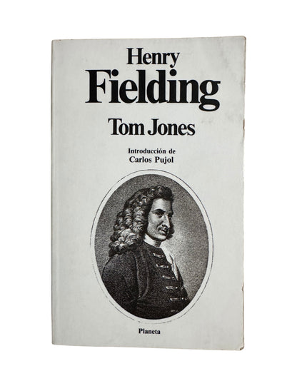 Tom Jones - Henry Fielding