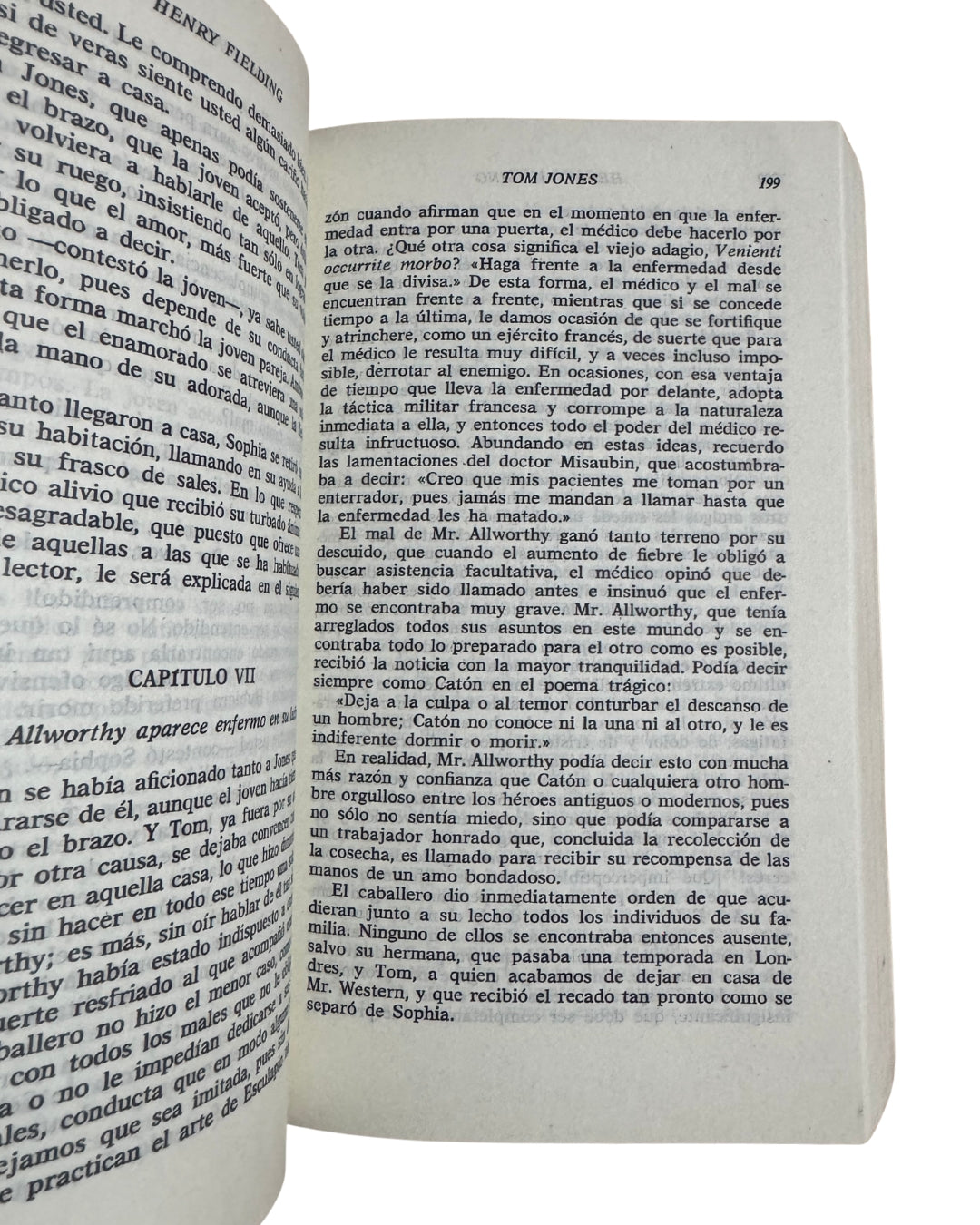 Tom Jones - Henry Fielding